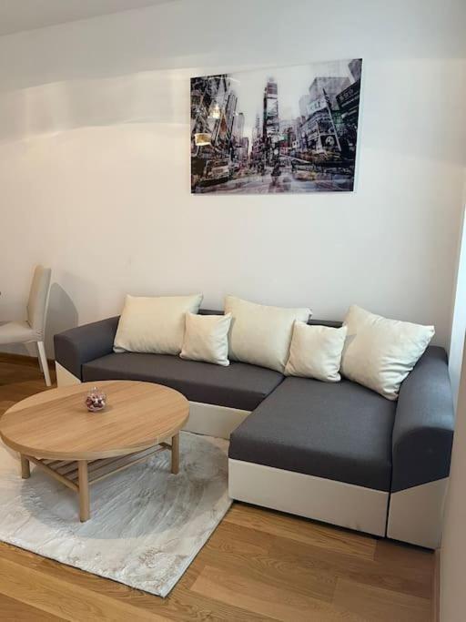 New Design Wohnung-Wien Екстериор снимка